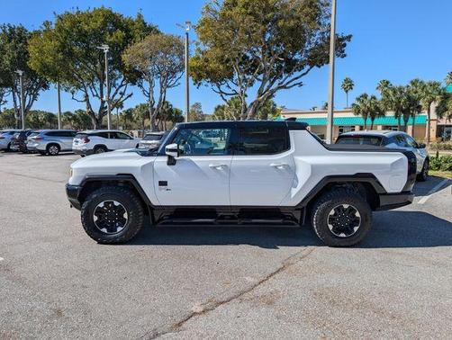 White 2023 GMC HUMMER EV Pickup 3X