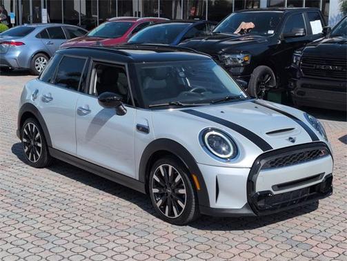 2022 MINI Hardtop Cooper S