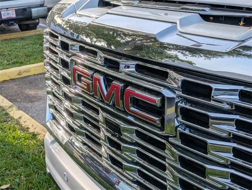 2025 GMC Sierra 2500 Denali