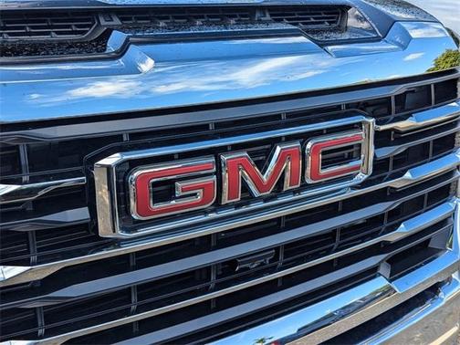 2025 GMC Sierra 2500 SLE