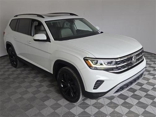 2022 Volkswagen Atlas 3.6L SE w/Technology
