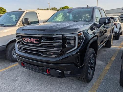 2025 GMC Sierra 1500 AT4