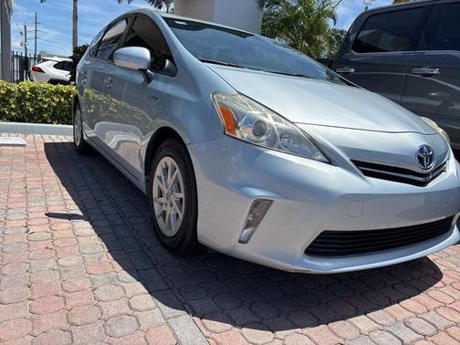 2013 Toyota Prius v Five