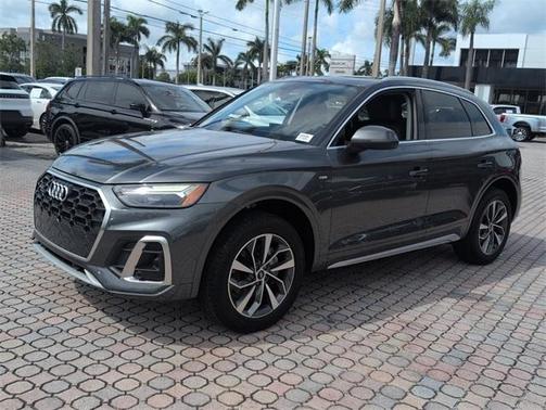 2022 Audi Q5 45 S line quattro Premium