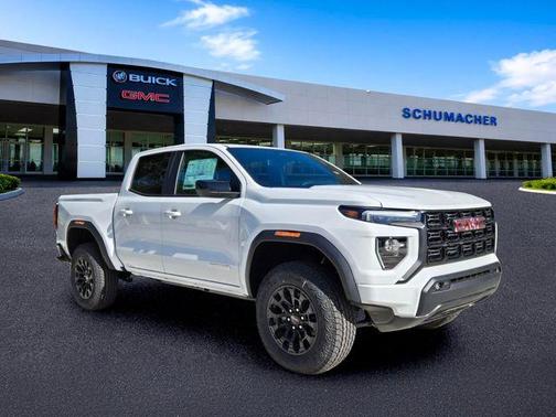 Summit White 2026 GMC Canyon Elevation