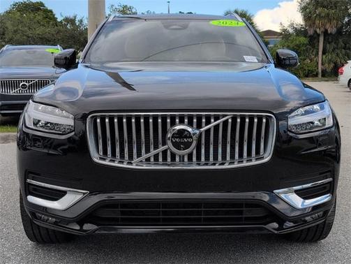 2024 Volvo XC90 B6 Ultimate Bright Theme 7-Seater
