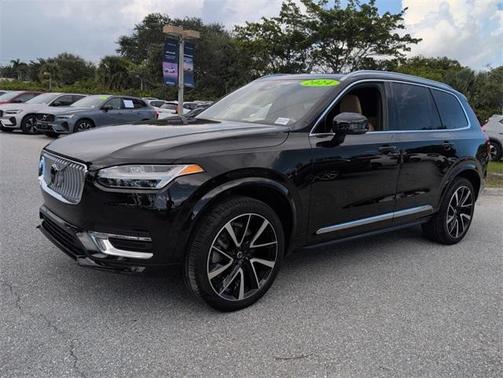 2024 Volvo XC90 B6 Ultimate Bright Theme 7-Seater