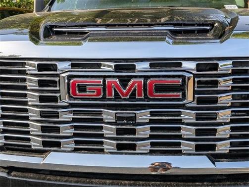 2025 GMC Sierra 2500 Denali