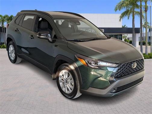 2025 Toyota Corolla Cross LE