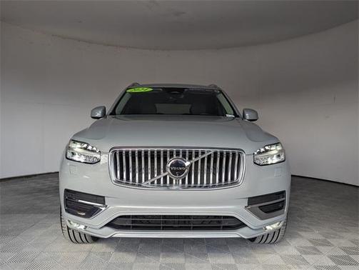 2024 Volvo XC90 B6 Plus Bright Theme 7-Seater