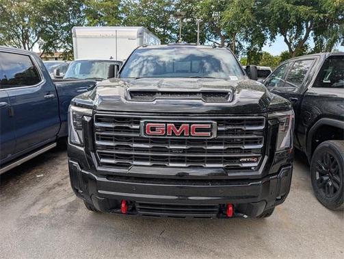 2025 GMC Sierra 2500 AT4