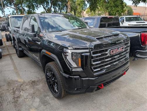 2025 GMC Sierra 2500 AT4