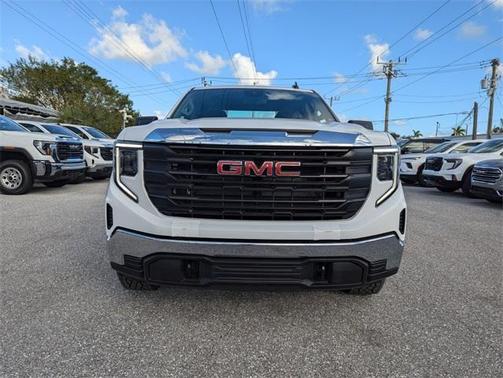 2025 GMC Sierra 1500 Pro