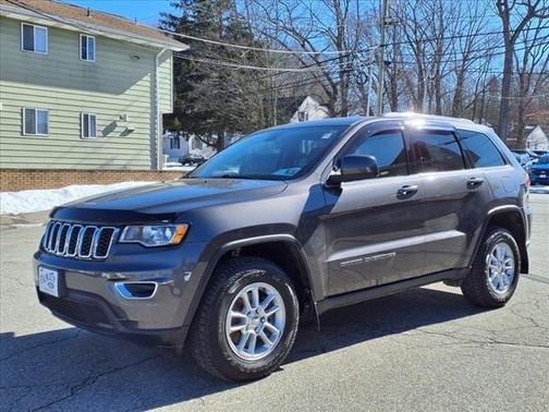 2020 Jeep Grand Cherokee LAREDO
