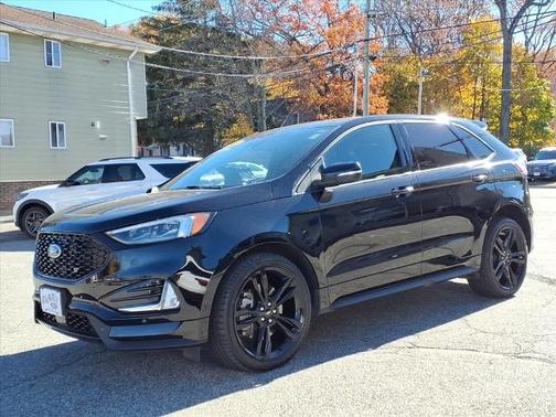 2022 Ford Edge ST