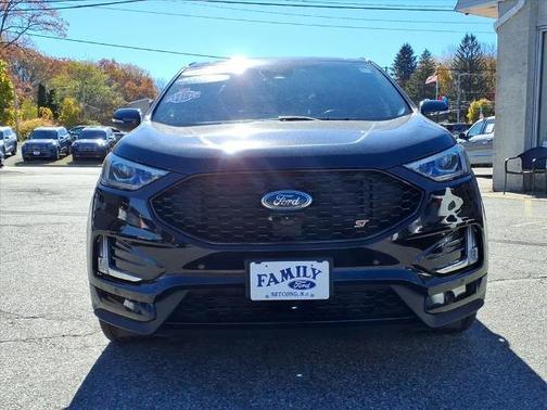 2022 Ford Edge ST