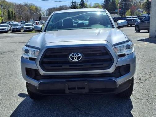 2017 Toyota Tacoma SR