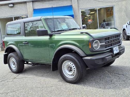 2022 Ford Bronco BASE