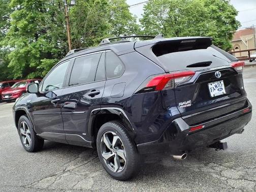 2021 Toyota RAV4 Prime SE