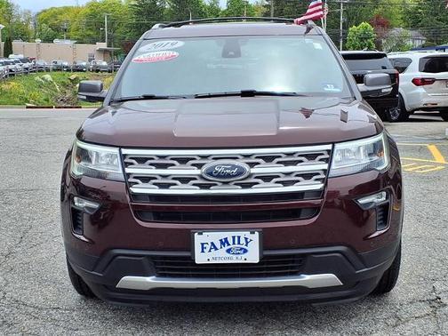 BURGUNDY VELVET MET TINT CC 2019 Ford Explorer XLT