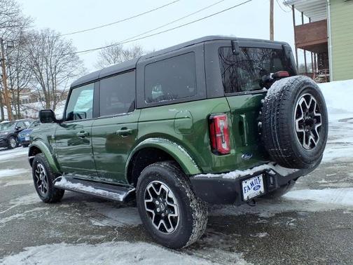 2025 Ford Bronco OUTER BANKS