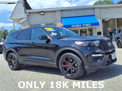 2022 Ford Explorer ST
