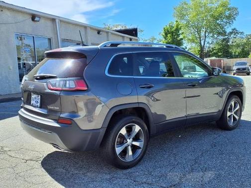 2020 Jeep Cherokee LIMITED