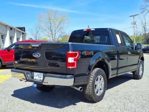 SHADOW BLACK 2018 Ford F-150 XLT