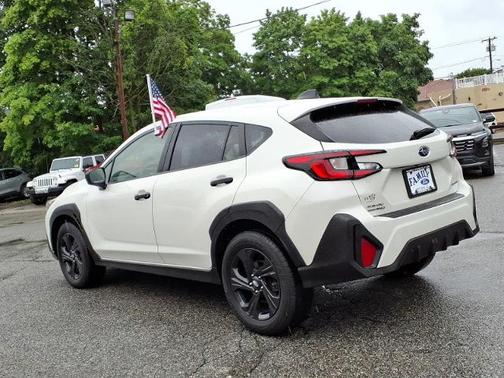 Crystal White Pearl 2024 Subaru Crosstrek BASE