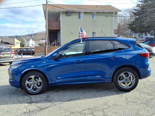 2023 Ford Escape ST-LINE SELECT