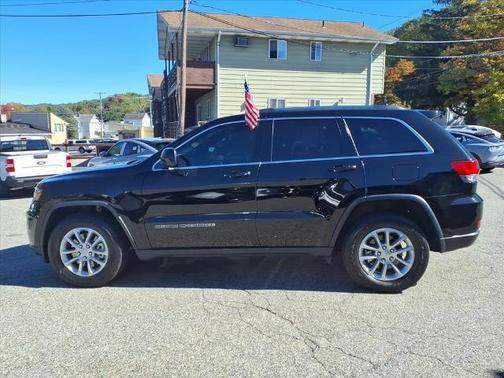 2021 Jeep Grand Cherokee LAREDO