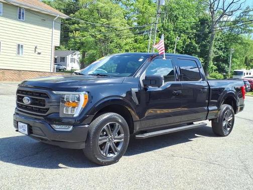 AGATE BLACK METALLIC 2023 Ford F-150 XLT