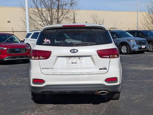2020 Kia Sorento LX