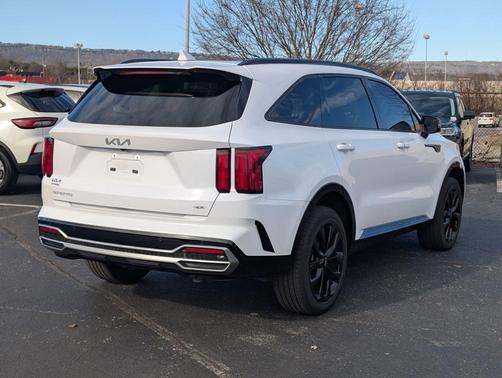 2023 Kia Sorento SX