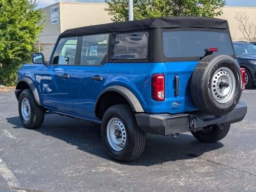 2025 Ford Bronco Base