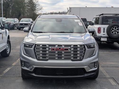 2024 GMC Acadia Denali
