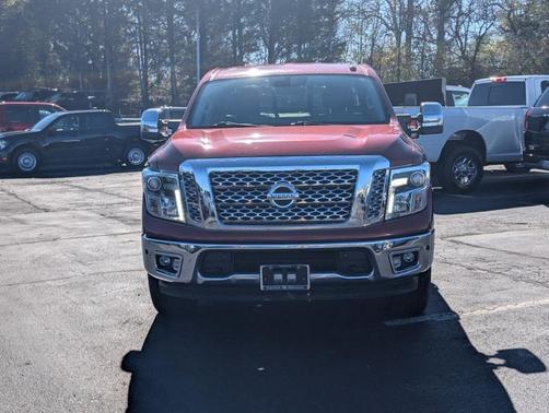 2018 Nissan Titan SL