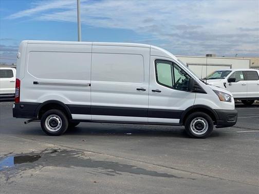2025 Ford Transit-250 148 WB Medium Roof Cargo