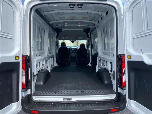 2025 Ford Transit-250 148 WB Medium Roof Cargo