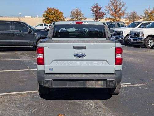 2024 Ford Maverick XL