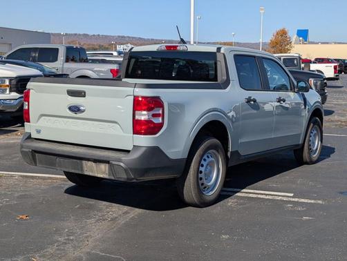 2024 Ford Maverick XL