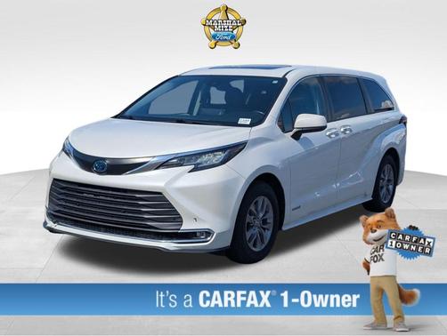 2021 Toyota Sienna XLE