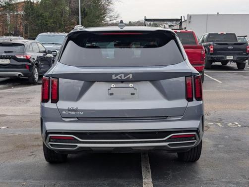 2023 Kia Sorento S