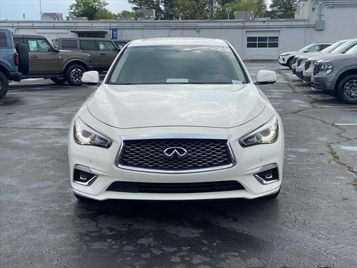 2022 INFINITI Q50 LUXE