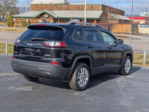 2021 Jeep Cherokee Latitude