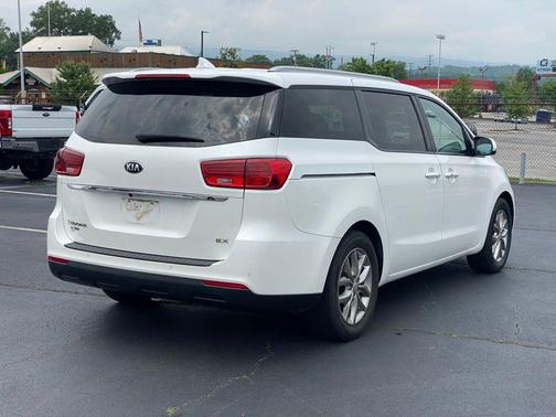 2020 Kia Sedona EX