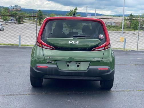 2022 Kia Soul EX