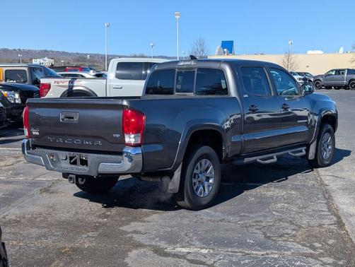 2017 Toyota Tacoma SR5