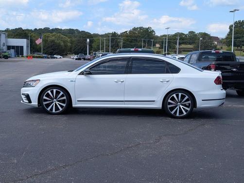 2018 Volkswagen Passat 3.6L V6 GT