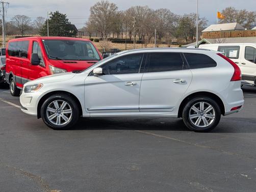 2017 Volvo XC60 T5 Inscription